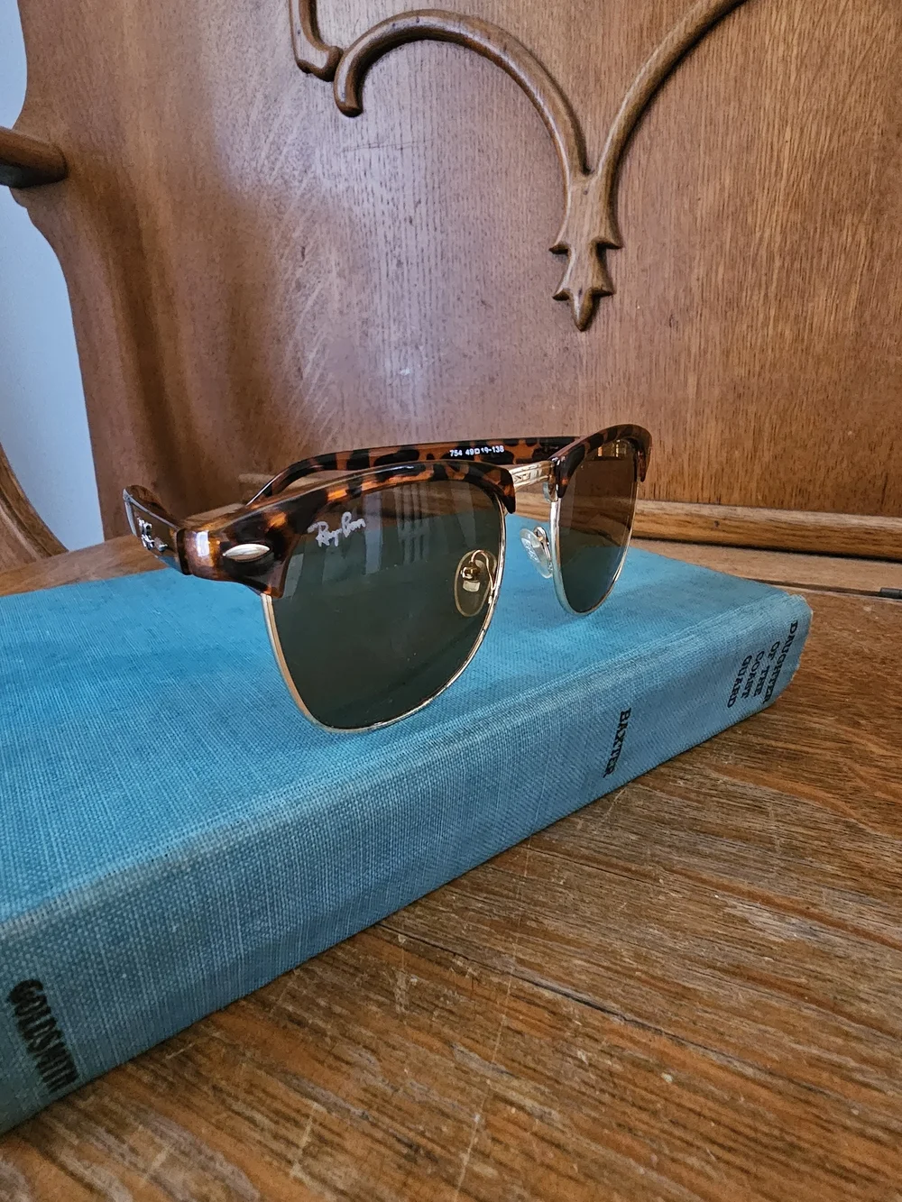 Ray-Ban Clubmaster Sunglasses - Tortoise & Gold with Green Lenses